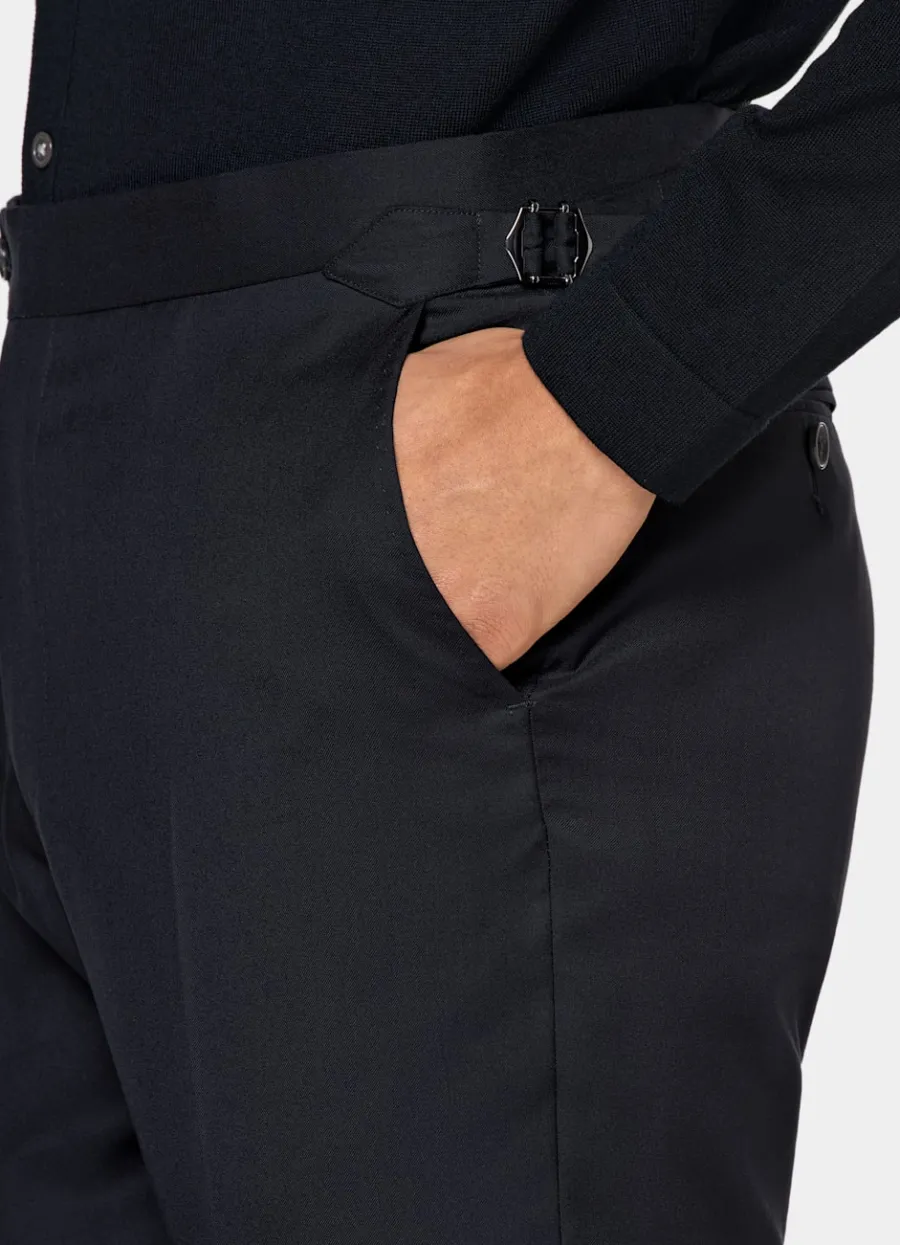 custom_made_maanzug_in_navy_6.webp Outlet Custom Made Maßanzug in Navy Maßanzüge