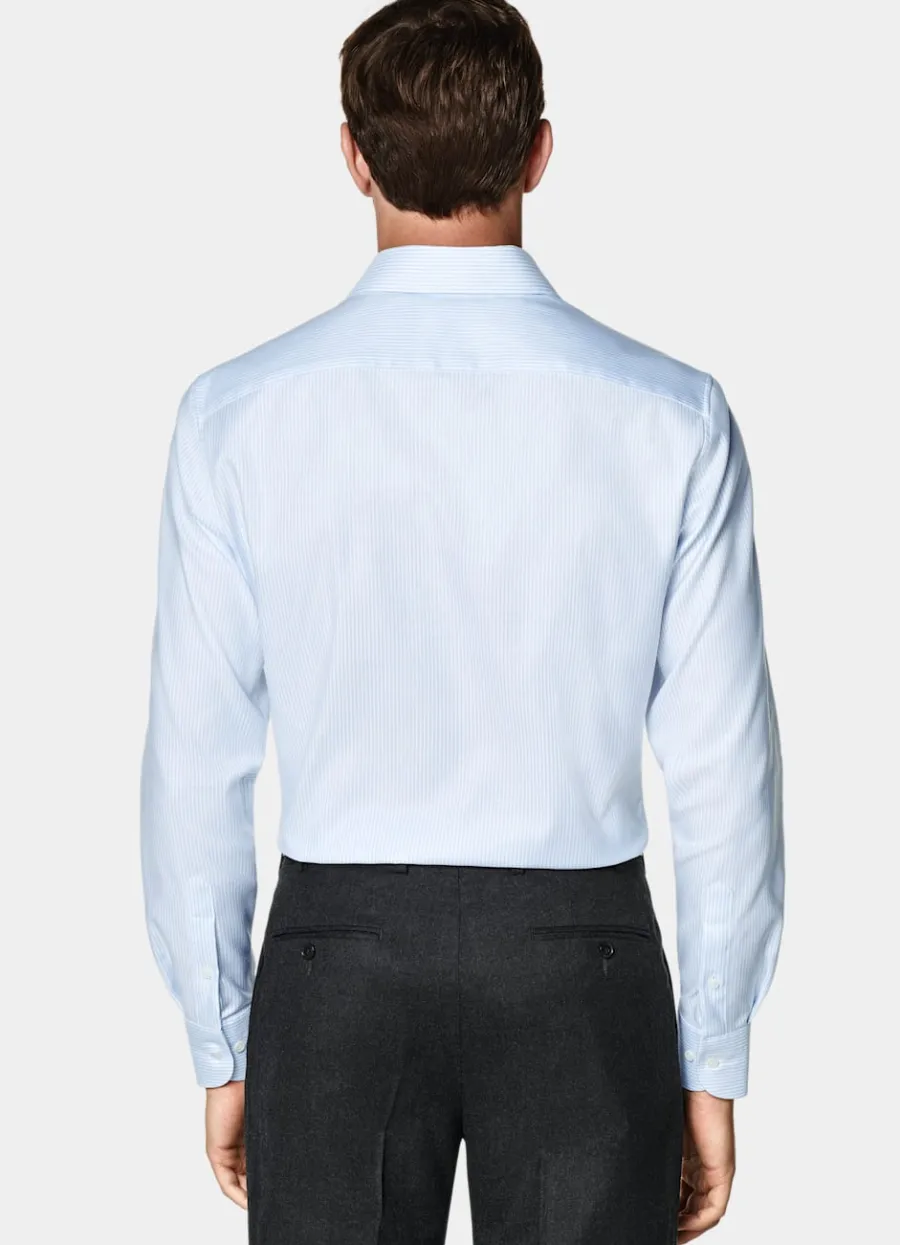 oxford_hemd_hellblau_gestreift_tailored_fit_4.webp Hot Oxford Hemd hellblau gestreift Tailored Fit Traveller Hemden | Klassische & Businesshemden